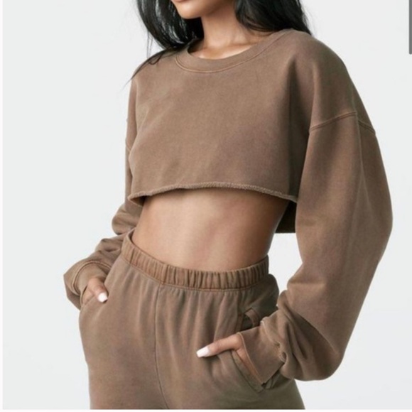 Joah Brown Tops - Joah Brown Cut Off Sweatshirt in Cocoa